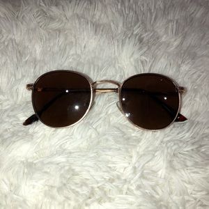 Steve Madden Round Metal Sunglasses